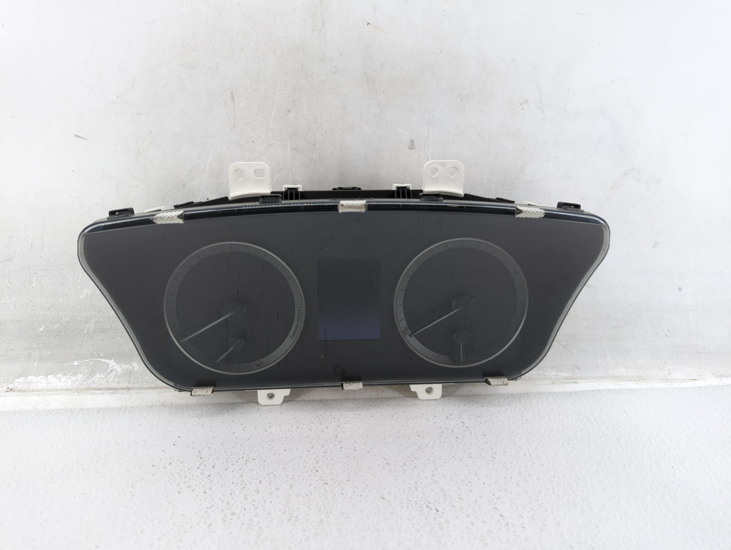 2016-2017 Hyundai Sonata Instrument Cluster Speedometer Gauges P/N:94001-C2200 Fits Fits 2016 2017 OEM Used Auto Parts - Oem
