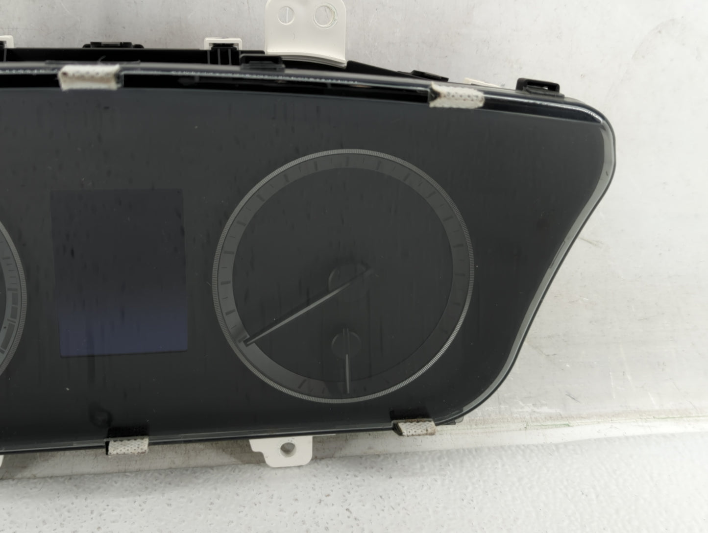 2016-2017 Hyundai Sonata Instrument Cluster Speedometer Gauges P/N:94001-C2200 Fits Fits 2016 2017 OEM Used Auto Parts - Oem