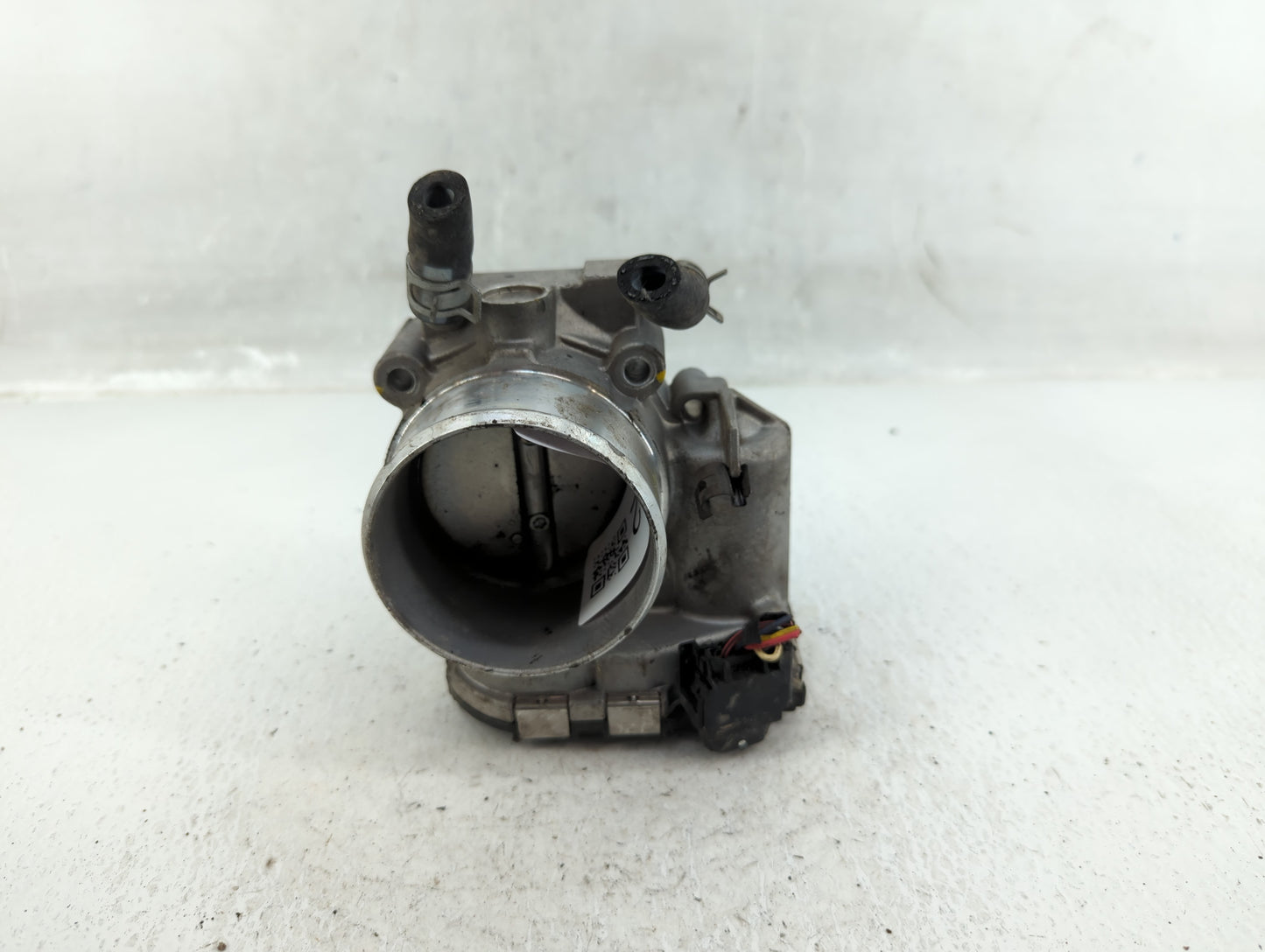 2015-2019 Hyundai Sonata Throttle Body P/N:35100-2G600 Fits Fits 2015 2016 2017 2018 2019 2020 2021 OEM Used Auto Parts - Oe