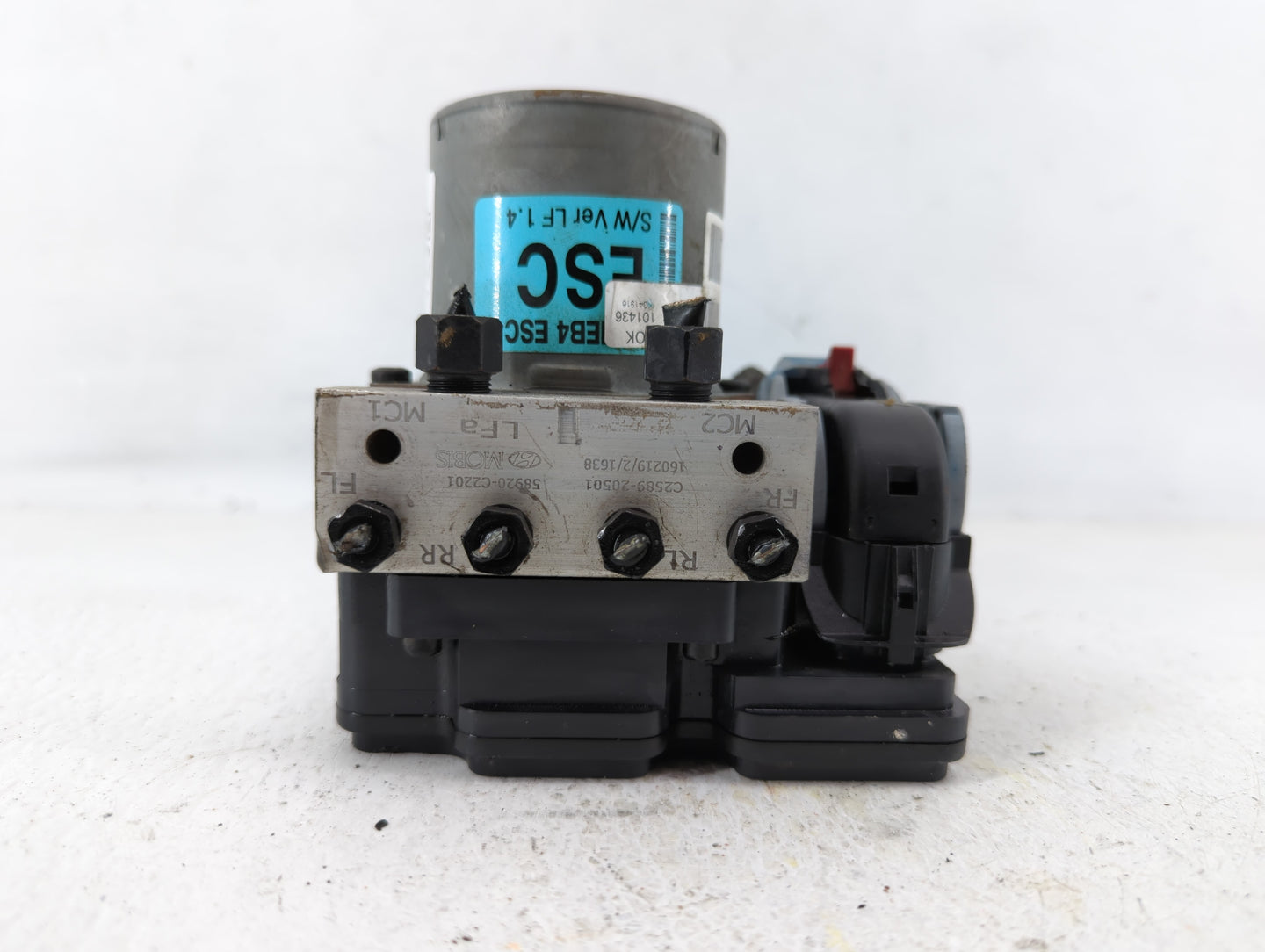 2015-2017 Hyundai Sonata ABS Pump Control Module Replacement P/N:58920-C2201 C2589-20501 Fits Fits 2015 2016 2017 OEM Used A