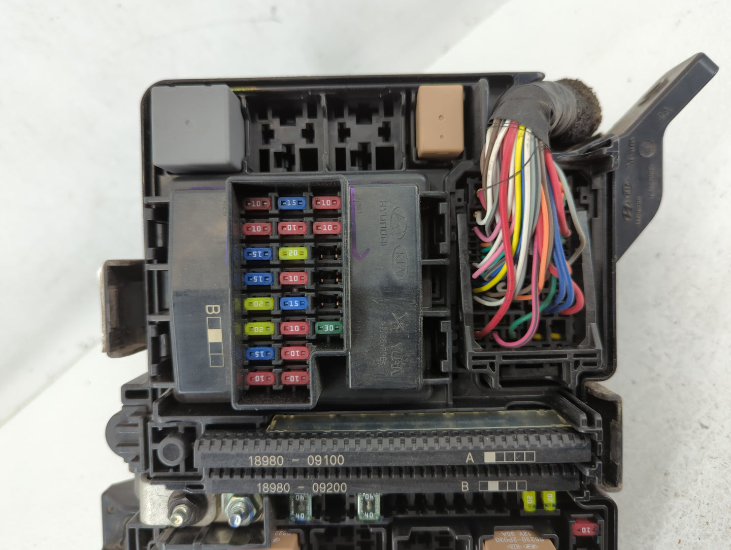 2016-2017 Hyundai Sonata Fusebox Fuse Box Panel Relay Module P/N:91950-C1820 Fits Fits 2016 2017 OEM Used Auto Parts - Oemus