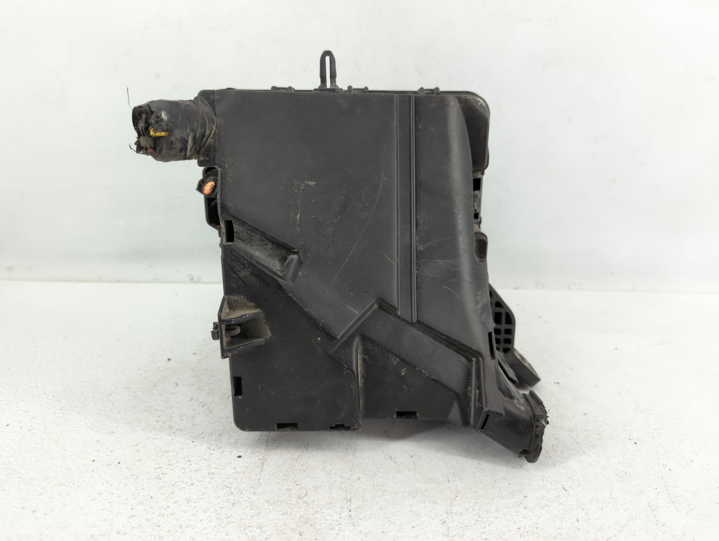 2016-2017 Hyundai Sonata Fusebox Fuse Box Panel Relay Module P/N:91950-C1820 Fits Fits 2016 2017 OEM Used Auto Parts - Oemus