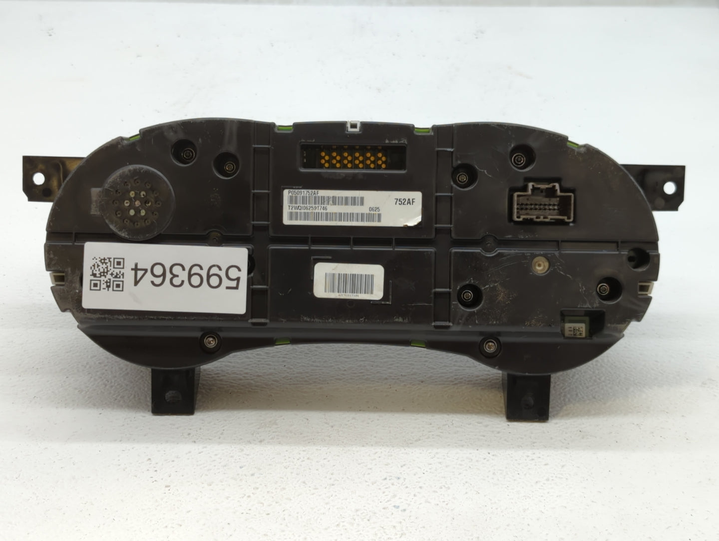 2016-2017 Hyundai Sonata Instrument Cluster Speedometer Gauges P/N:P05091752AF Fits Fits 2016 2017 OEM Used Auto Parts - Oem