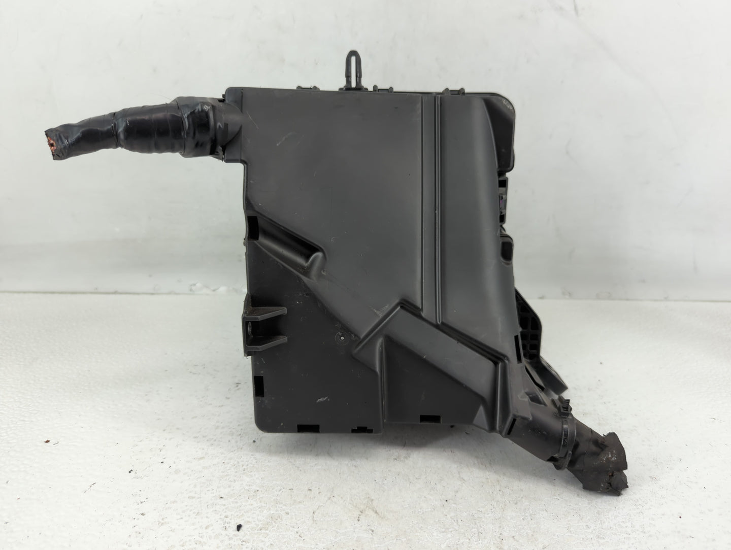 2016-2017 Hyundai Sonata Fusebox Fuse Box Panel Relay Module P/N:6423-0102-7-000 Fits Fits 2016 2017 OEM Used Auto Parts - O