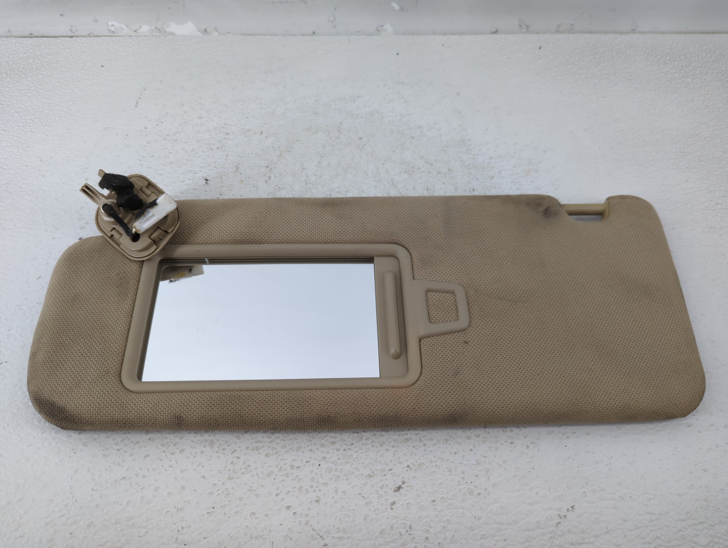 2015-2019 Hyundai Sonata Sun Visor Shade Replacement Passenger Right Mirror Fits Fits 2015 2016 2017 2018 2019 OEM Used Auto