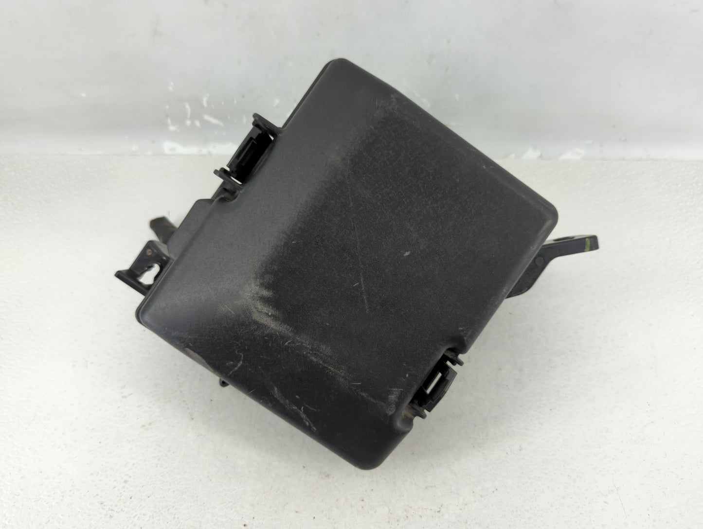 2016-2017 Hyundai Sonata Fusebox Fuse Box Panel Relay Module P/N:91950-C1820 Fits Fits 2016 2017 OEM Used Auto Parts - Oemus