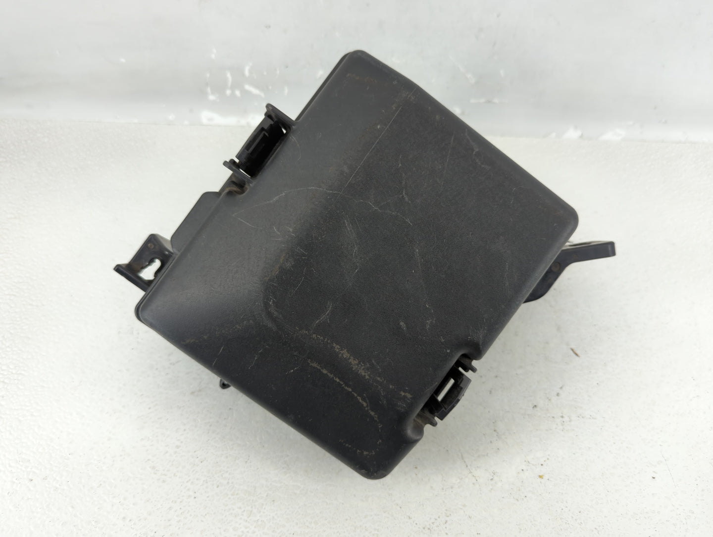 2016-2017 Hyundai Sonata Fusebox Fuse Box Panel Relay Module P/N:91950-C1820 Fits Fits 2016 2017 OEM Used Auto Parts - Oemus