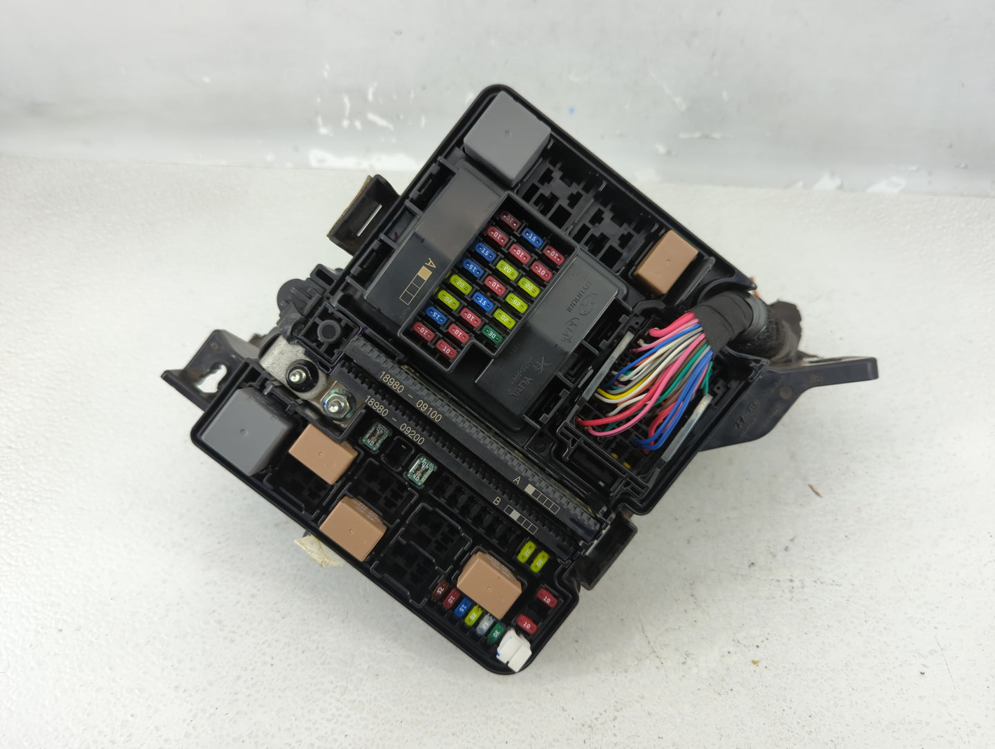 2016-2017 Hyundai Sonata Fusebox Fuse Box Panel Relay Module P/N:91950-C1820 Fits Fits 2016 2017 OEM Used Auto Parts - Oemus