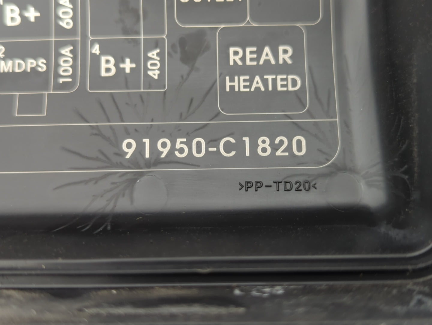 2016-2017 Hyundai Sonata Fusebox Fuse Box Panel Relay Module P/N:91950-C1820 Fits Fits 2016 2017 OEM Used Auto Parts - Oemus