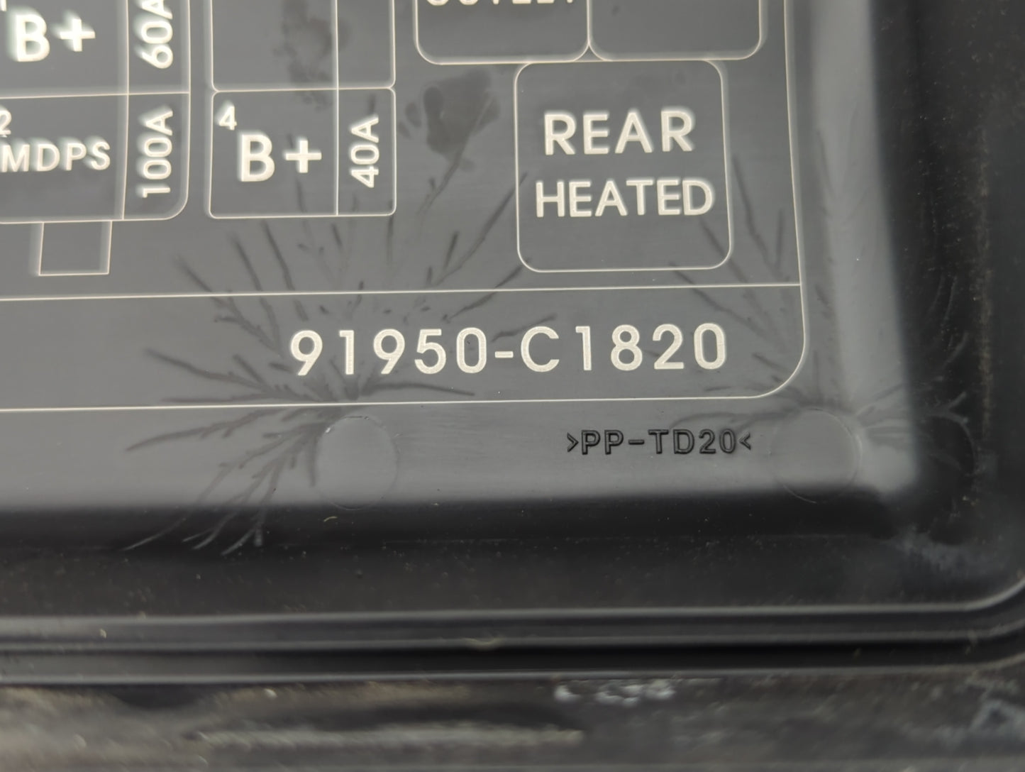 2016-2017 Hyundai Sonata Fusebox Fuse Box Panel Relay Module P/N:91950-C1820 Fits Fits 2016 2017 OEM Used Auto Parts - Oemus