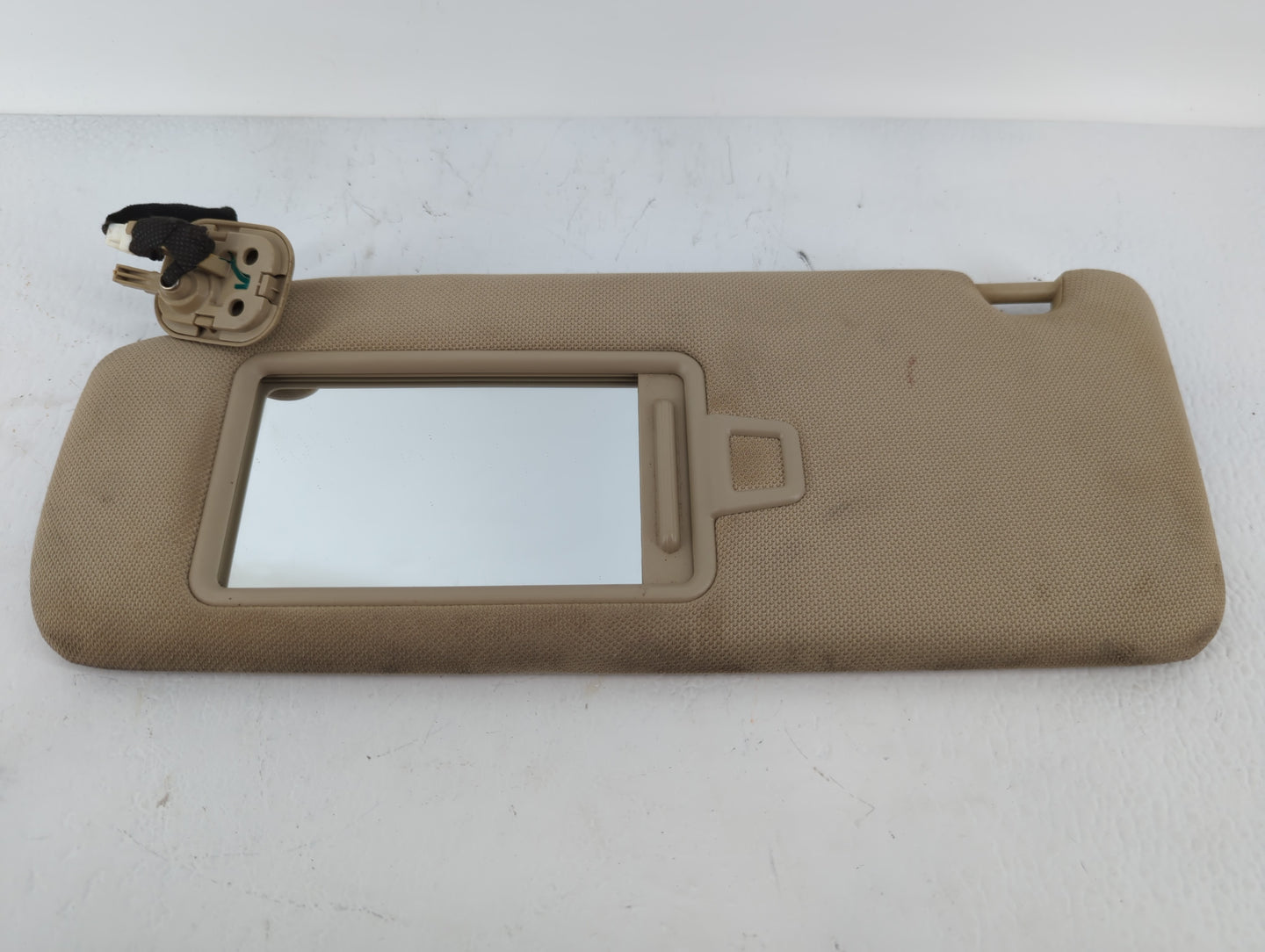 2015-2019 Hyundai Sonata Sun Visor Shade Replacement Driver Left Mirror Fits Fits 2015 2016 2017 2018 2019 OEM Used Auto Par