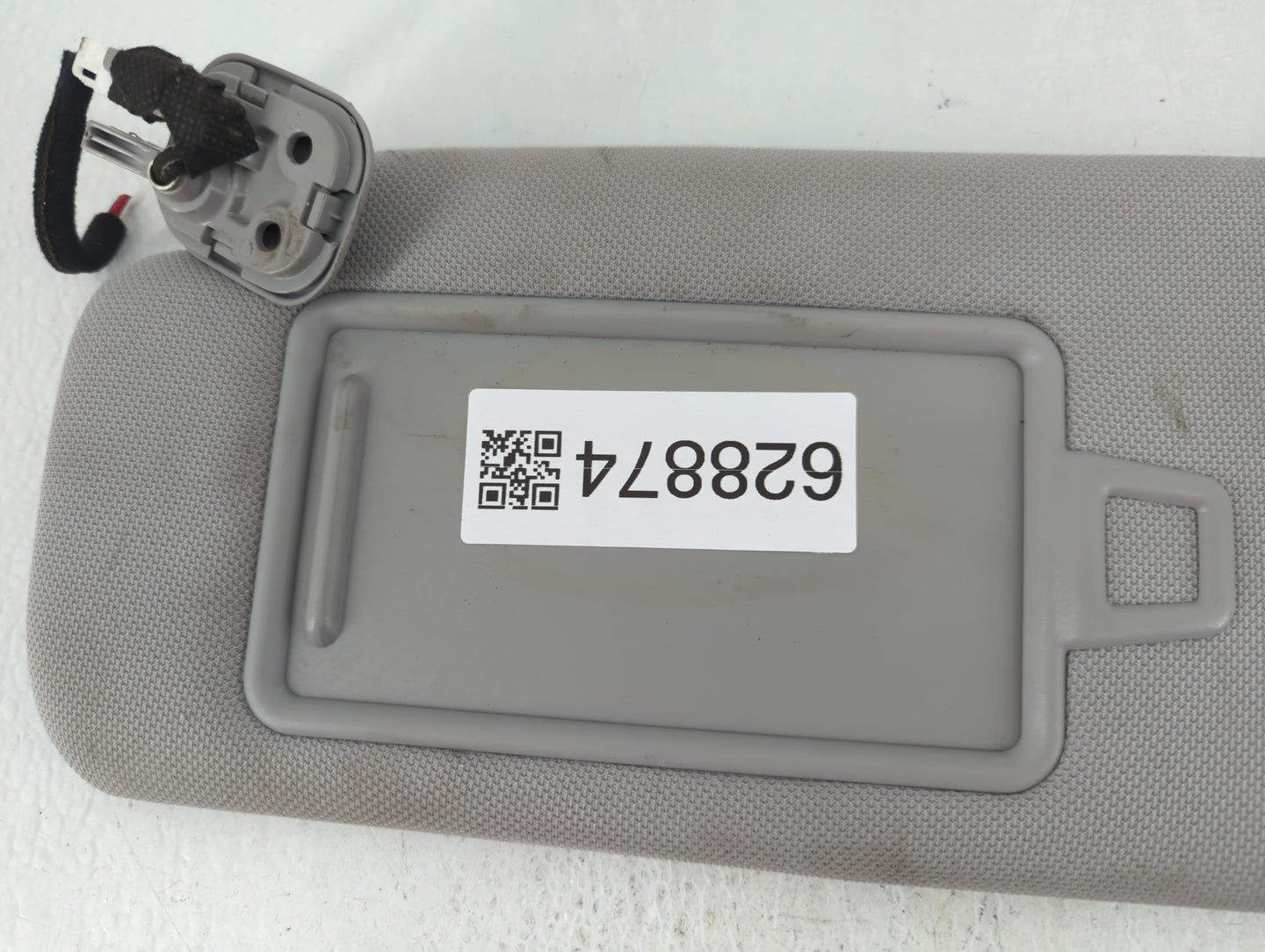 2015-2019 Hyundai Sonata Sun Visor Shade Replacement Driver Left Mirror Fits Fits 2015 2016 2017 2018 2019 OEM Used Auto Par