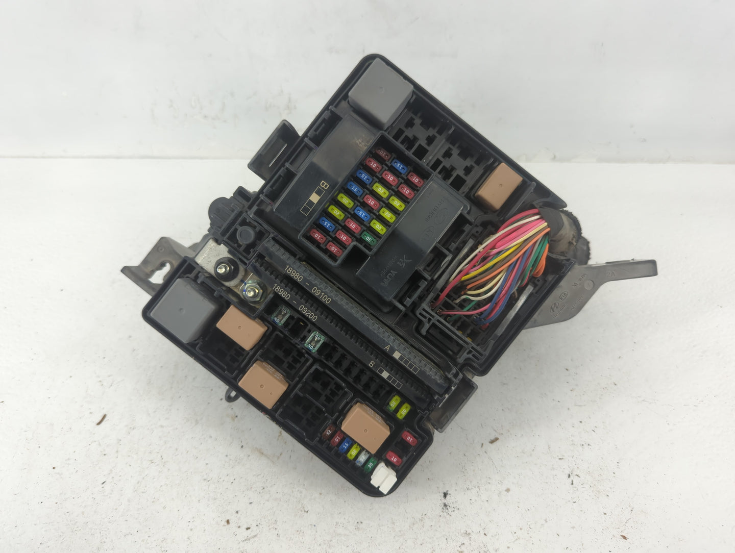 2016-2017 Hyundai Sonata Fusebox Fuse Box Panel Relay Module P/N:91950-C1820 Fits Fits 2016 2017 OEM Used Auto Parts - Oemus