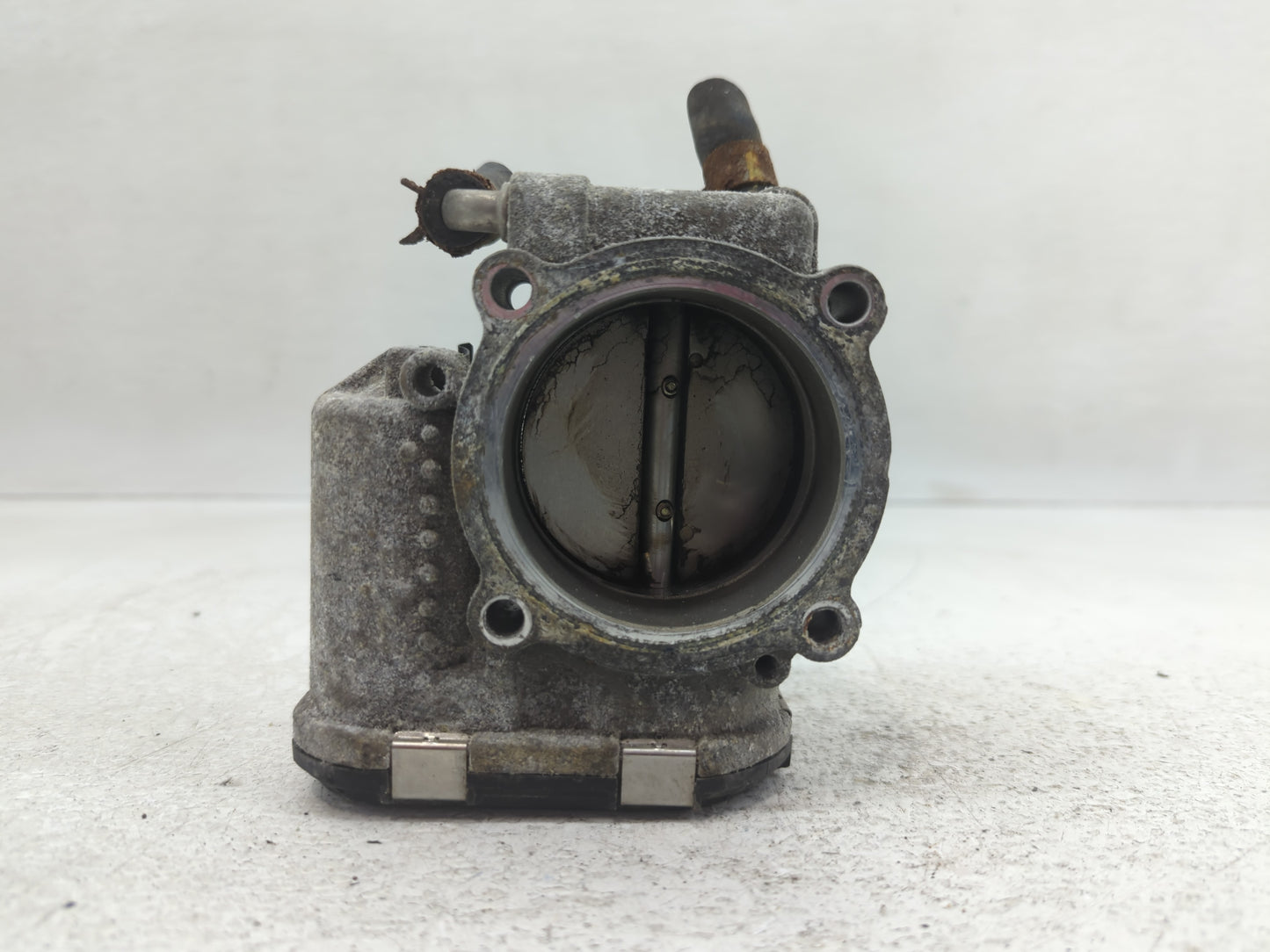 2015-2019 Hyundai Sonata Throttle Body P/N:35100-2G600 Fits Fits 2015 2016 2017 2018 2019 2020 2021 OEM Used Auto Parts - Oe