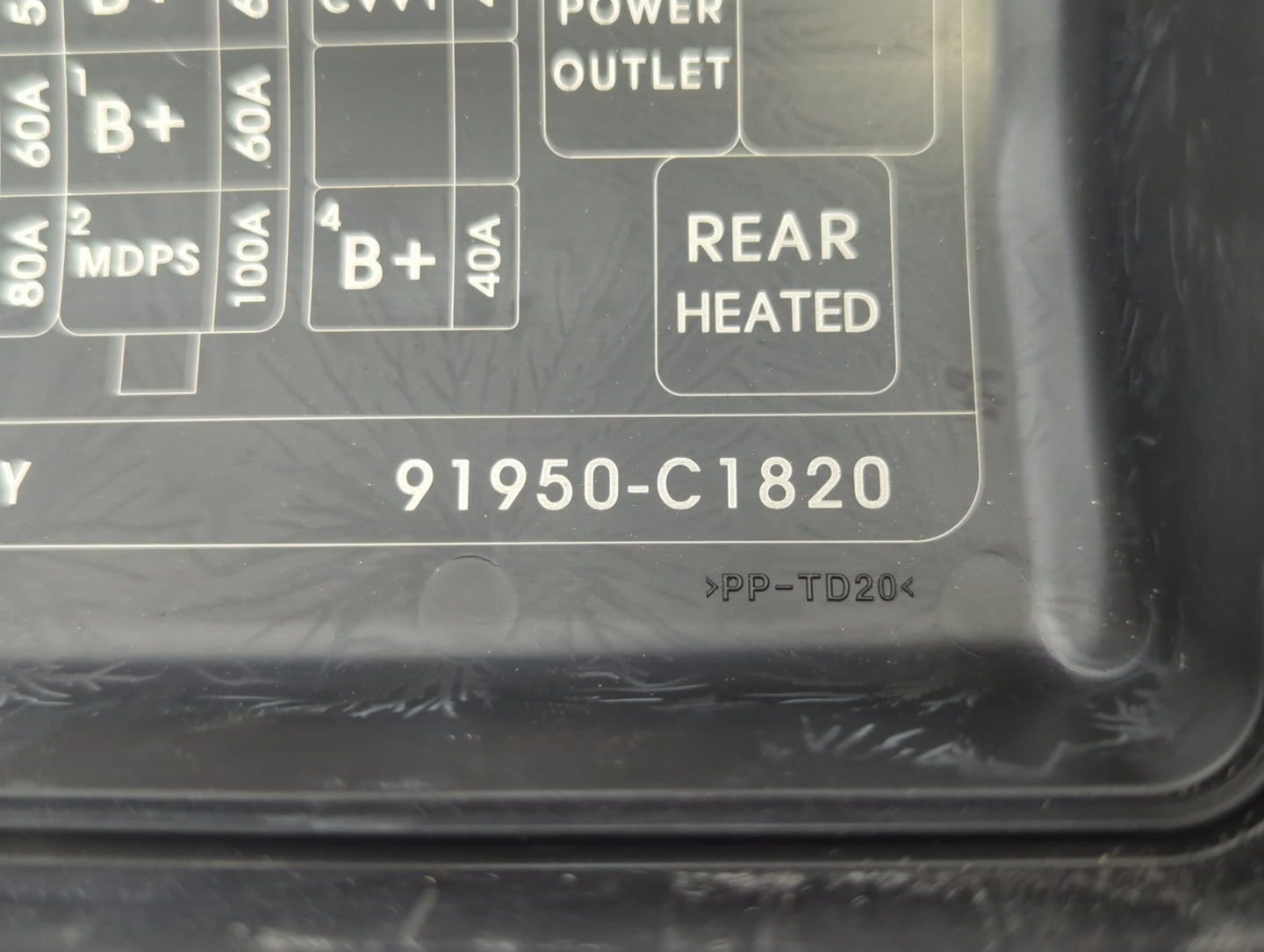 2016-2017 Hyundai Sonata Fusebox Fuse Box Panel Relay Module P/N:91950-C1820 Fits Fits 2016 2017 OEM Used Auto Parts - Oemus