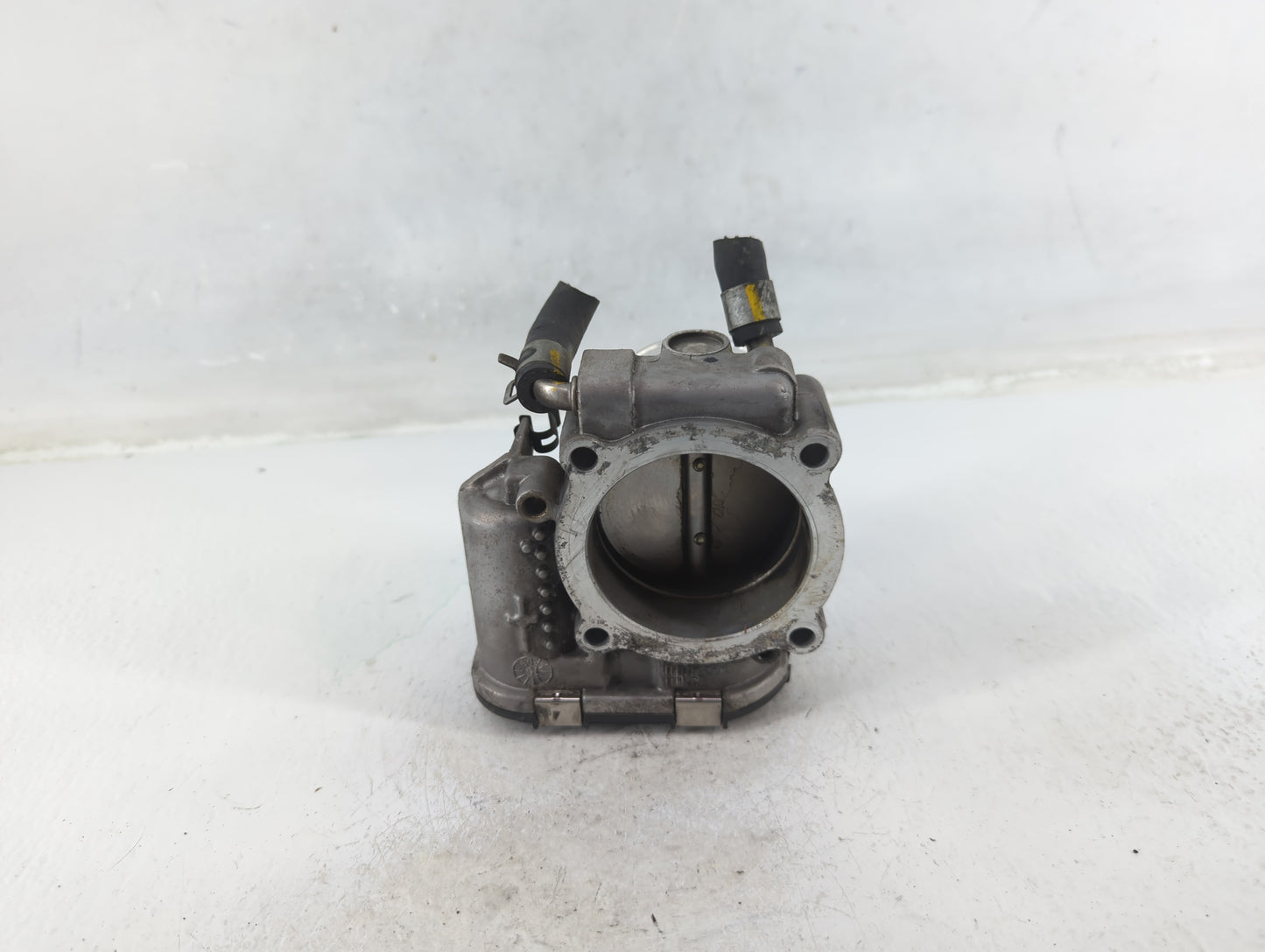 2015-2019 Hyundai Sonata Throttle Body P/N:35100-2G600 Fits Fits 2015 2016 2017 2018 2019 2020 2021 OEM Used Auto Parts - Oe