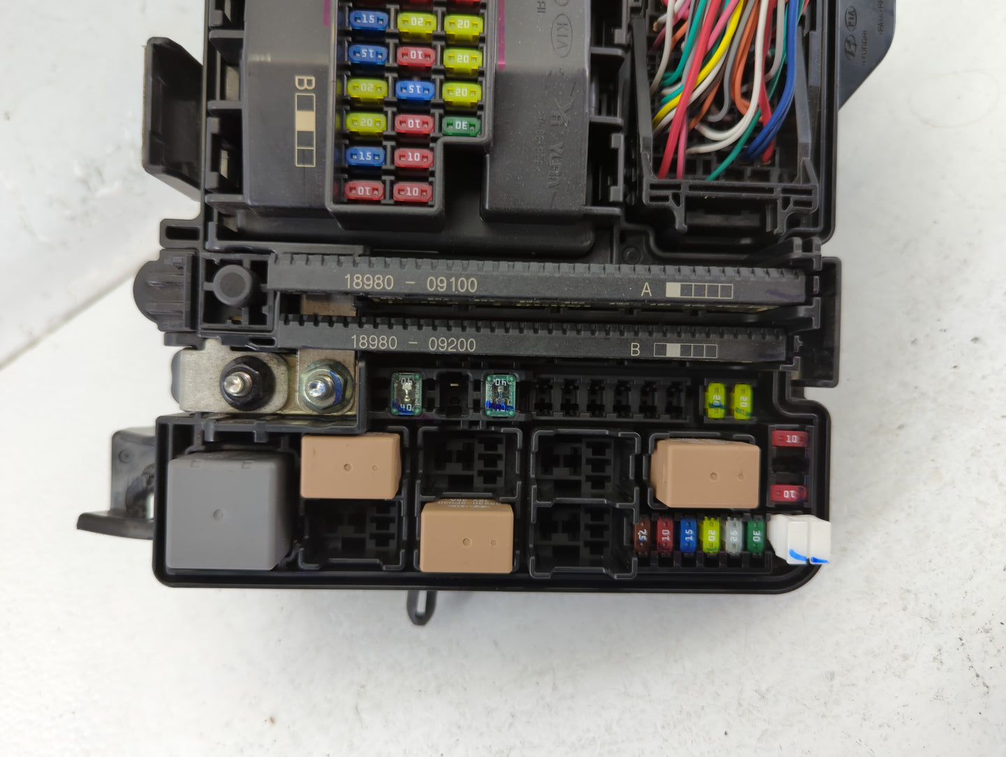 2016-2017 Hyundai Sonata Fusebox Fuse Box Panel Relay Module P/N:91950-C1820 Fits Fits 2016 2017 OEM Used Auto Parts - Oemus