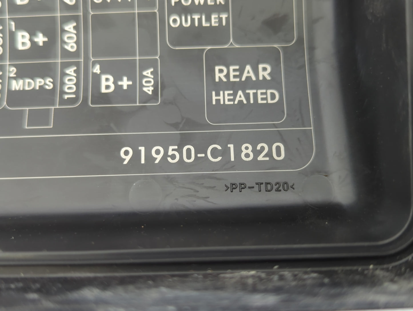 2016-2017 Hyundai Sonata Fusebox Fuse Box Panel Relay Module P/N:91950-C1820 Fits Fits 2016 2017 OEM Used Auto Parts - Oemus