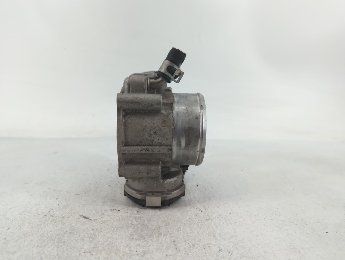 2015-2019 Hyundai Sonata Throttle Body P/N:35100-2G600 0 280 750 618 Fits Fits 2015 2016 2017 2018 2019 2020 2021 OEM Used A