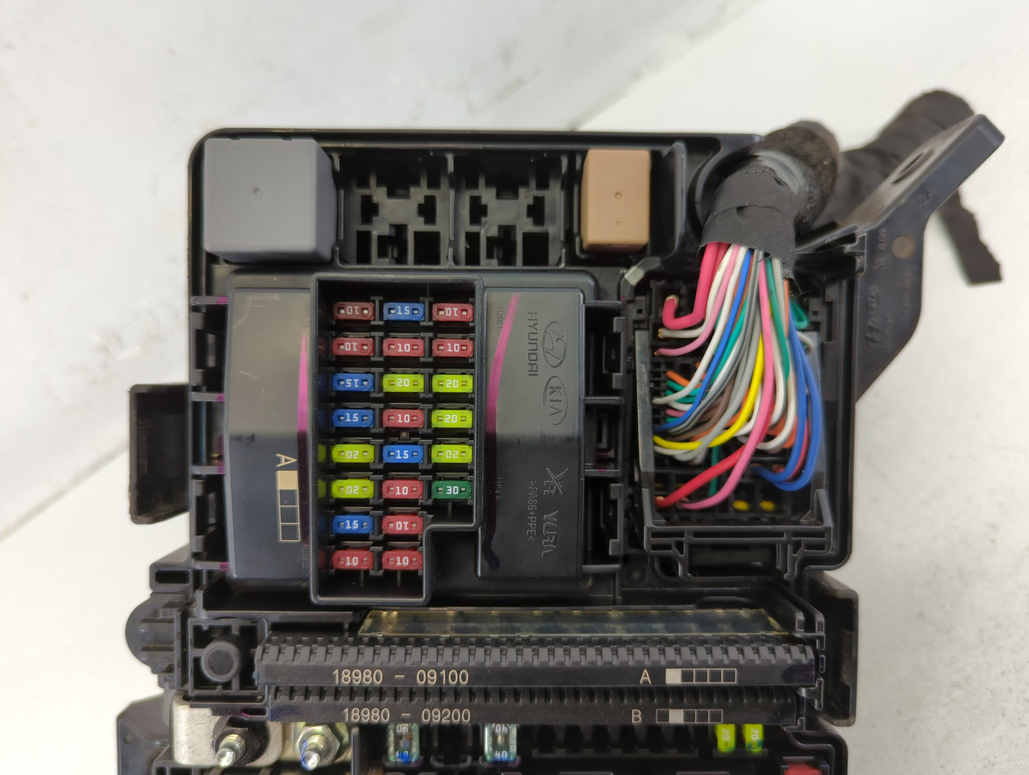 2016-2017 Hyundai Sonata Fusebox Fuse Box Panel Relay Module P/N:91950-C1820 Fits Fits 2016 2017 OEM Used Auto Parts - Oemus