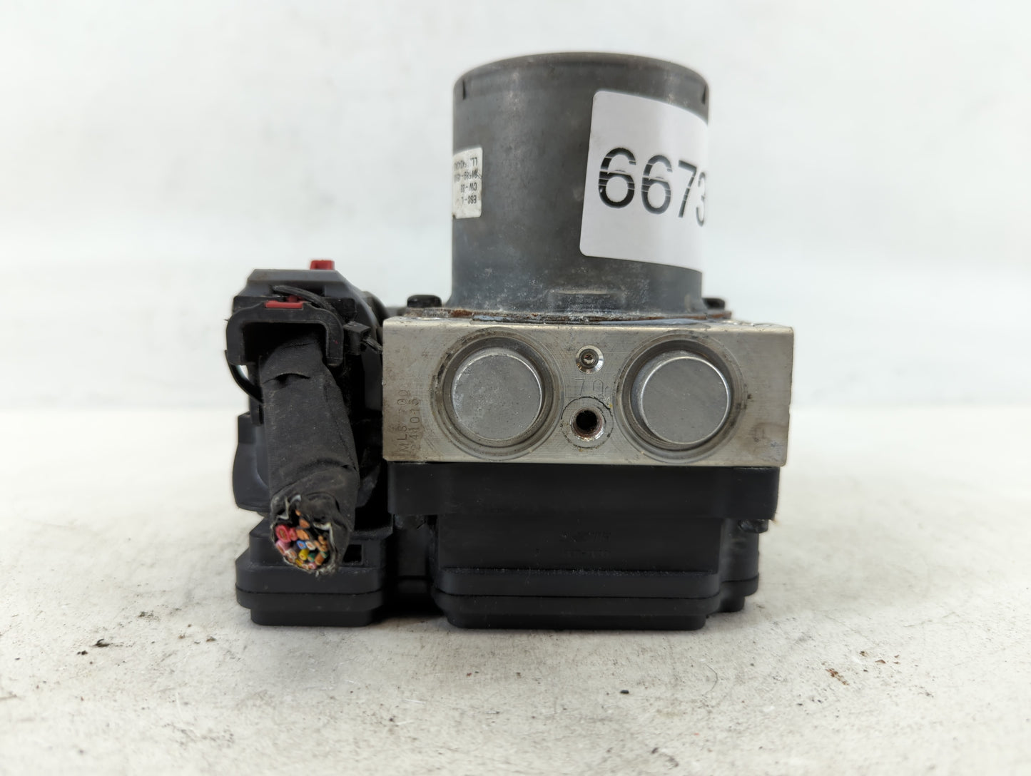 2015-2017 Hyundai Sonata ABS Pump Control Module Replacement P/N:58920-C2201 C2589-20501 Fits Fits 2015 2016 2017 OEM Used A