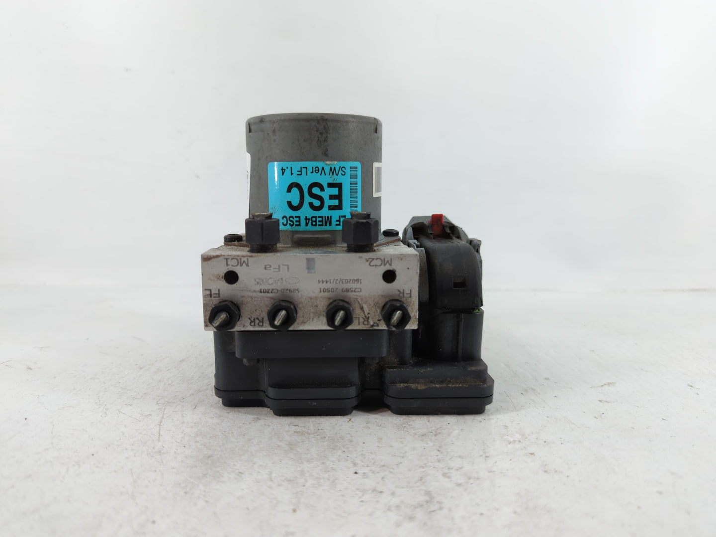 2015-2017 Hyundai Sonata ABS Pump Control Module Replacement P/N:58920-C2201 C2589-20501 Fits Fits 2015 2016 2017 OEM Used A