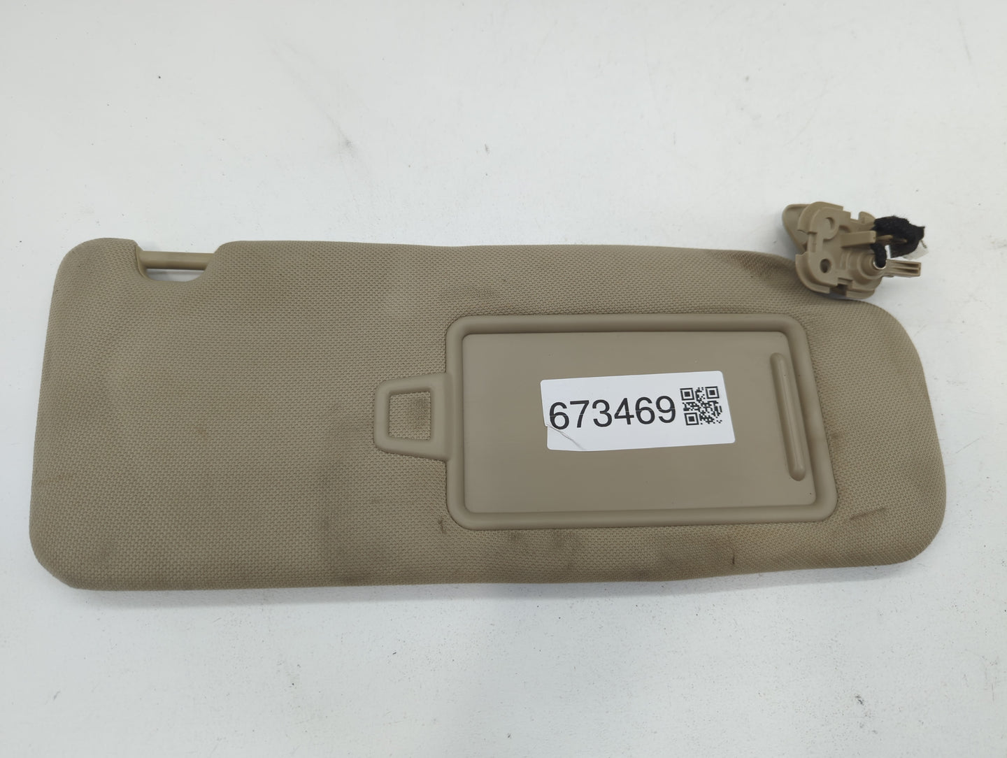 2015-2019 Hyundai Sonata Sun Visor Shade Replacement Passenger Right Mirror Fits Fits 2015 2016 2017 2018 2019 OEM Used Auto