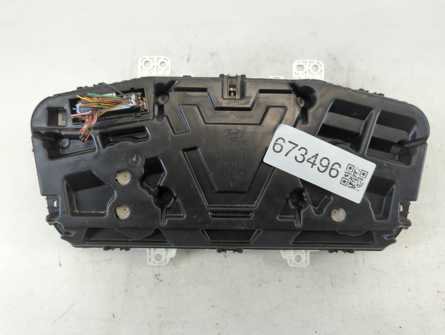 2016-2017 Hyundai Sonata Instrument Cluster Speedometer Gauges P/N:94001-C2201 Fits Fits 2016 2017 OEM Used Auto Parts - Oem