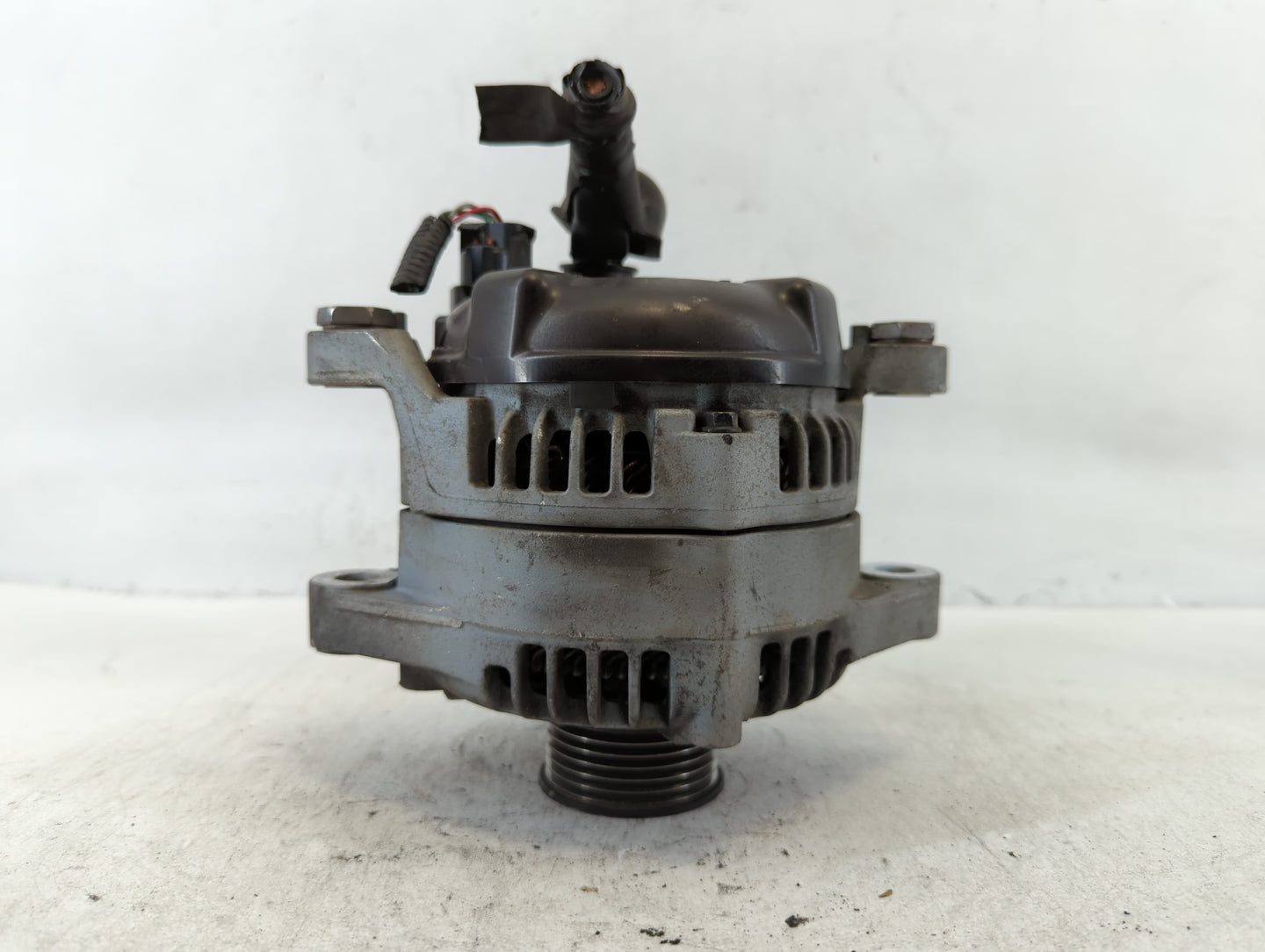 2015-2019 Hyundai Sonata Alternator Replacement Generator Charging Assembly Engine OEM P/N:TN104211-8790 37300-2G061 Fits OE