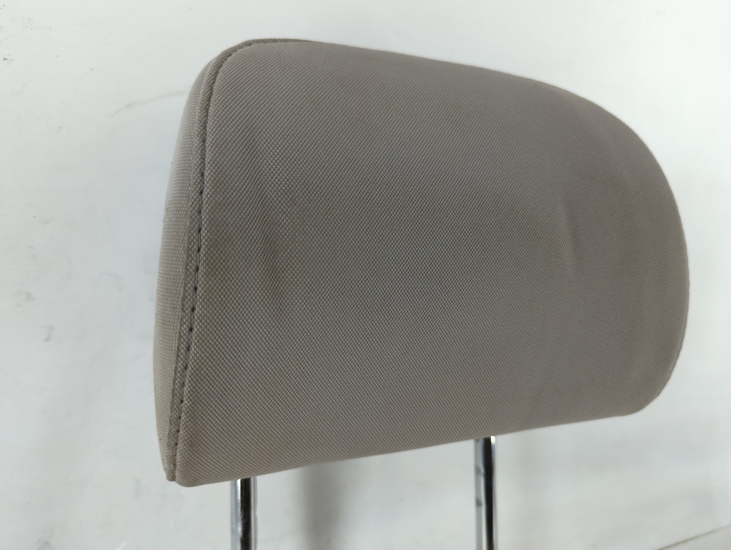 Hyundai Sonata Headrest Head Rest Front Driver Passenger Seat Light Grey - Oemusedautoparts1.com