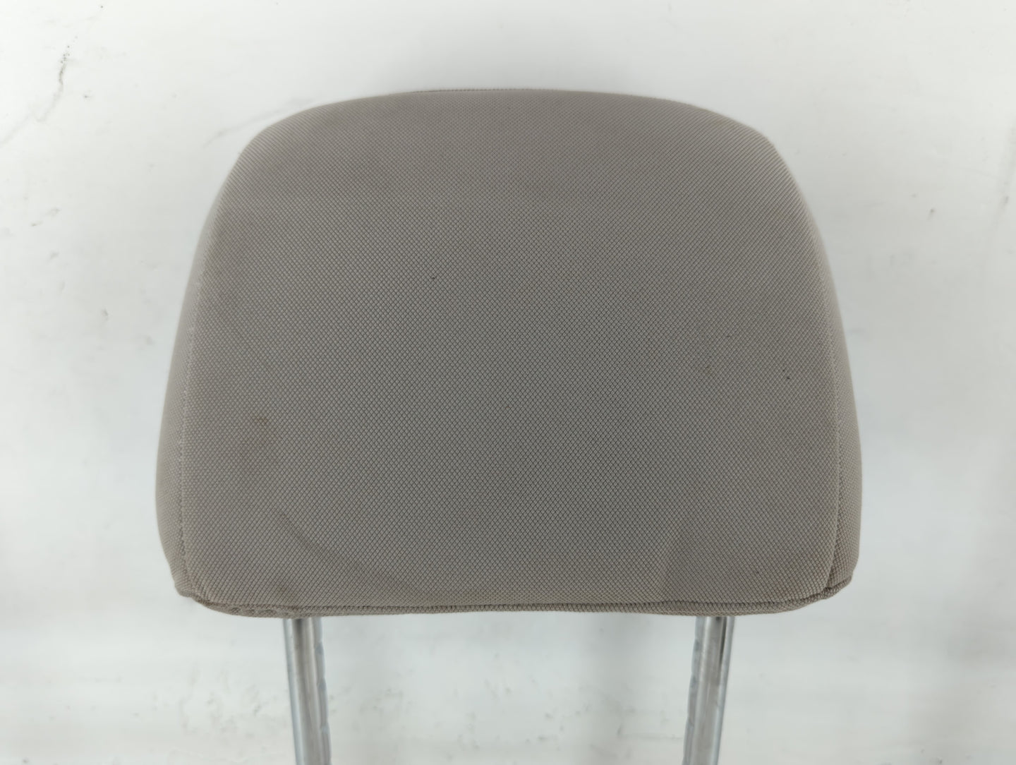Hyundai Sonata Headrest Head Rest Front Driver Passenger Seat Light Grey - Oemusedautoparts1.com