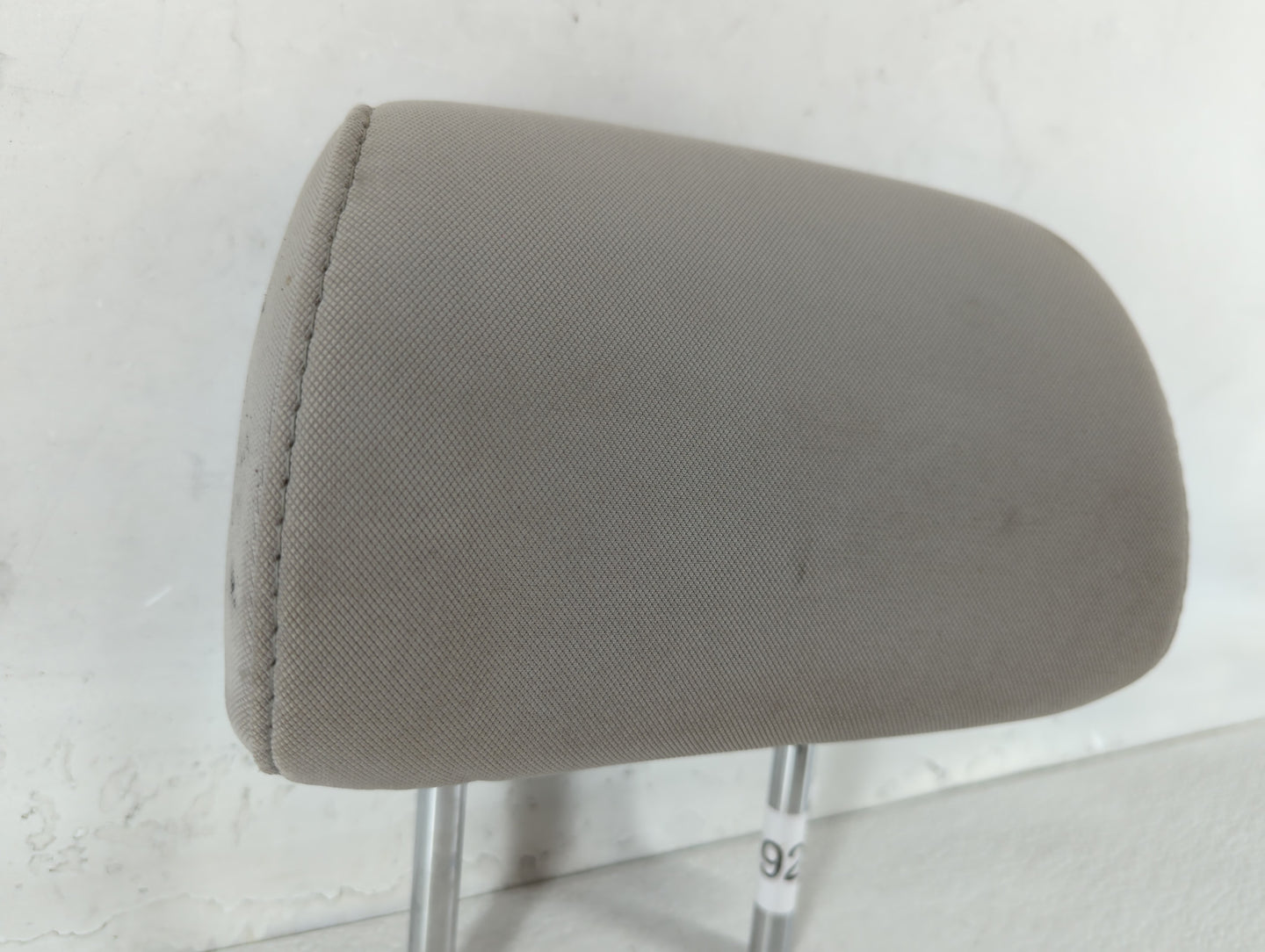 Hyundai Sonata Headrest Head Rest Front Driver Passenger Seat Light Grey - Oemusedautoparts1.com
