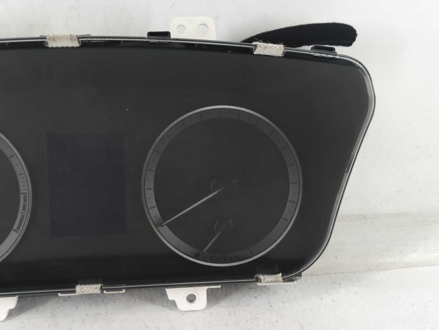 2016-2017 Hyundai Sonata Instrument Cluster Speedometer Gauges P/N:94001-C2200 Miles: Fits Fits 2016 2017 OEM Used Auto Part