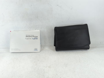 2016 Hyundai Sonata Owners Manual Book Guide P/N:GE60-EU58E OEM Used Auto Parts - Oemusedautoparts1.com