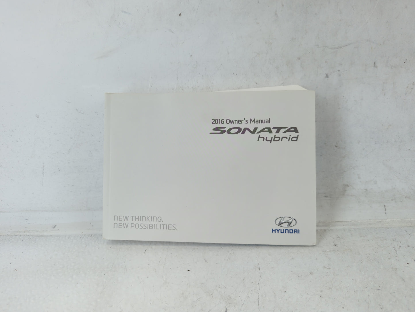 2016 Hyundai Sonata Owners Manual Book Guide P/N:GE60-EU580 OEM Used Auto Parts - Oemusedautoparts1.com