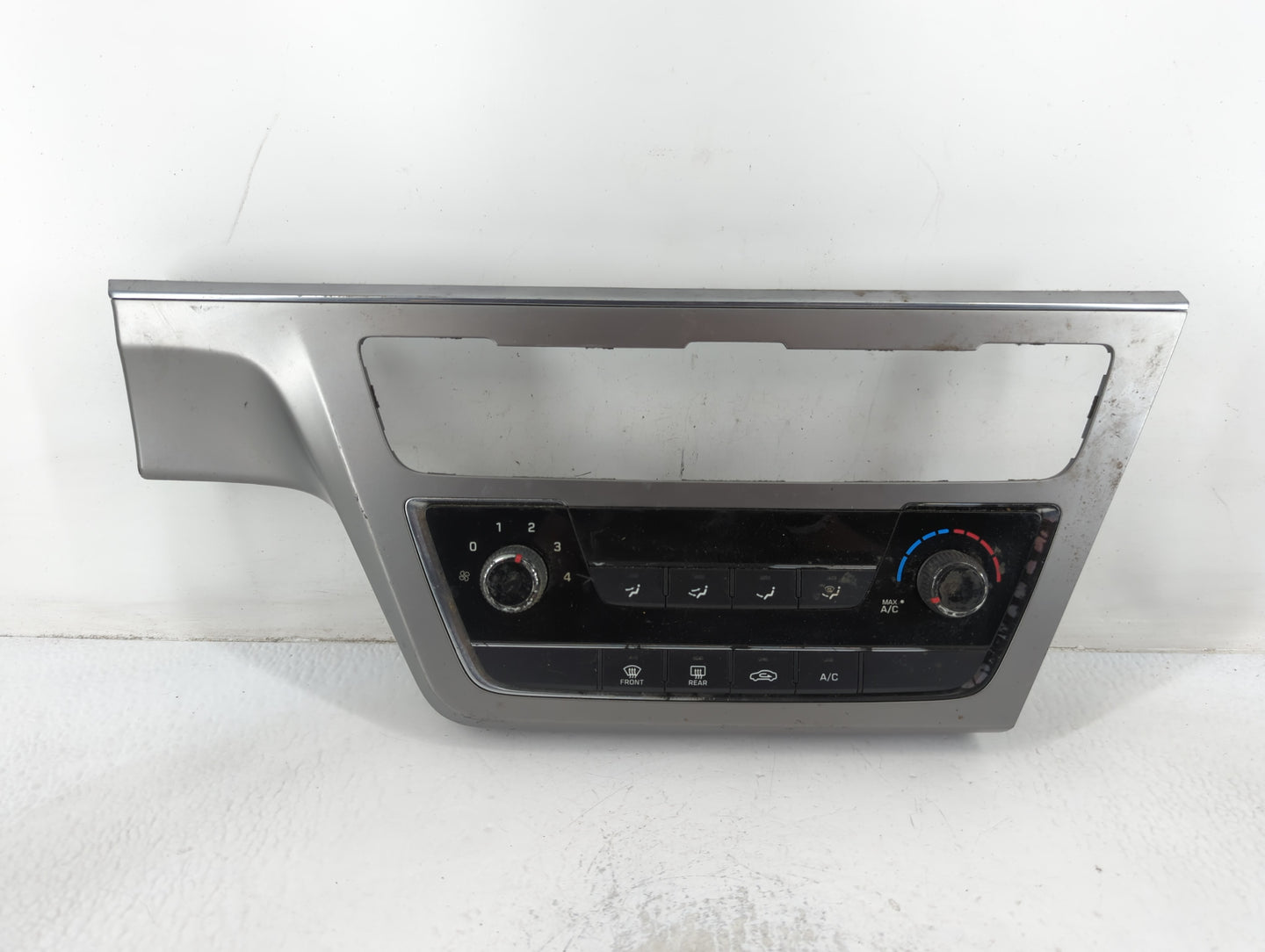2016 Hyundai Sonata Climate Control Module Temperature AC/Heater Replacement Fits OEM Used Auto Parts - Oemusedautoparts1.co
