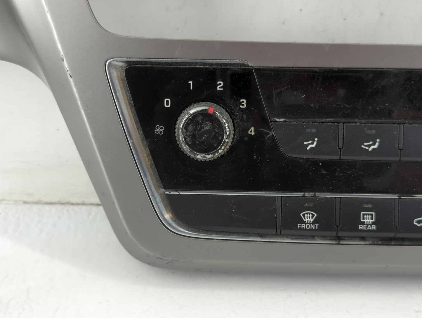 2016 Hyundai Sonata Climate Control Module Temperature AC/Heater Replacement Fits OEM Used Auto Parts - Oemusedautoparts1.co