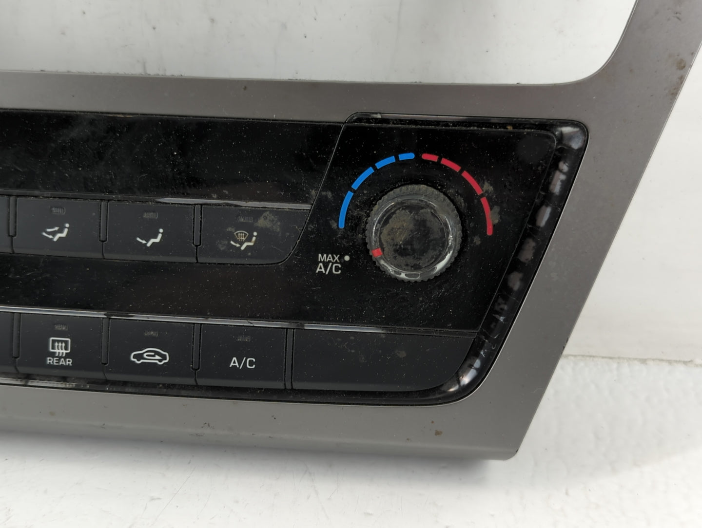 2016 Hyundai Sonata Climate Control Module Temperature AC/Heater Replacement Fits OEM Used Auto Parts - Oemusedautoparts1.co