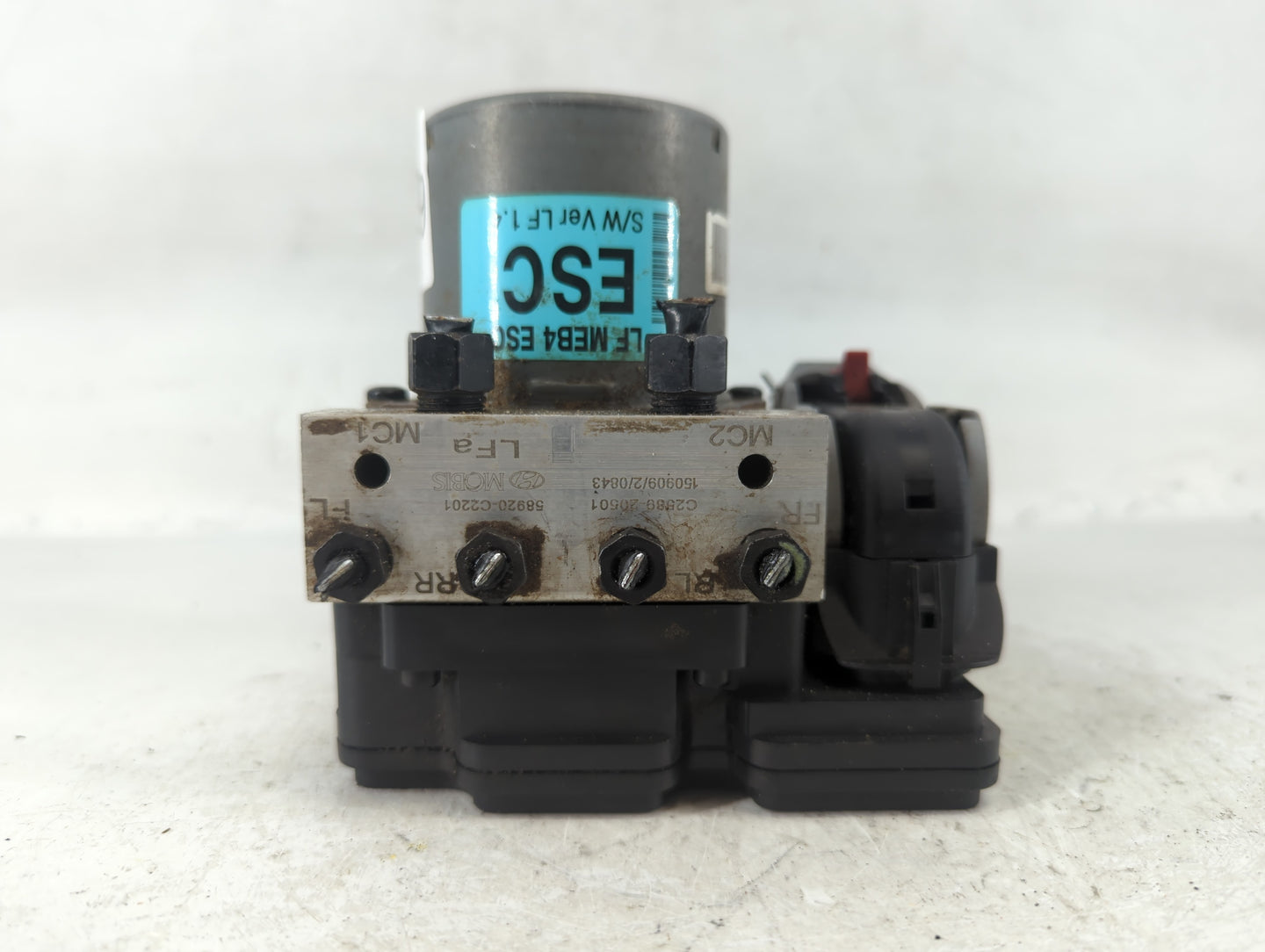 2015-2017 Hyundai Sonata ABS Pump Control Module Replacement P/N:58920-C2201 C2589-20501 Fits Fits 2015 2016 2017 OEM Used A