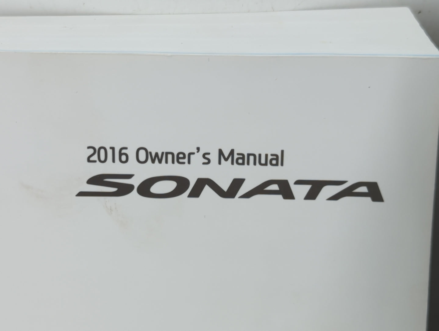2016 Hyundai Sonata Owners Manual Book Guide P/N:GC10-EU50B OEM Used Auto Parts - Oemusedautoparts1.com