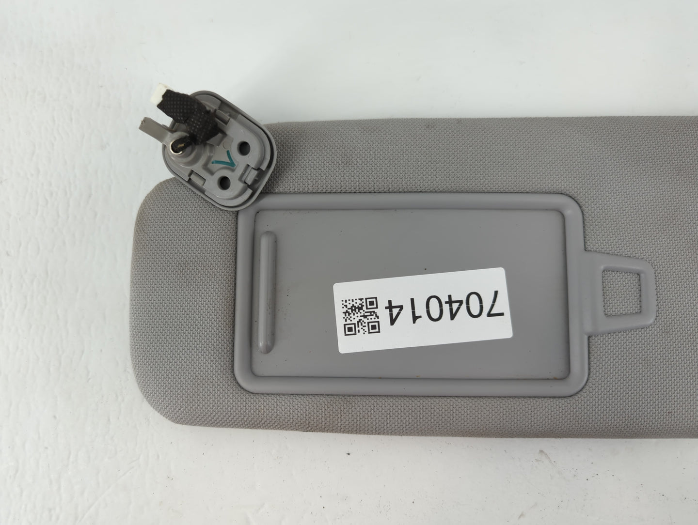 2016-2019 Hyundai Sonata Sun Visor Shade Replacement Driver Left Mirror Fits Fits 2016 2017 2018 2019 OEM Used Auto Parts - 