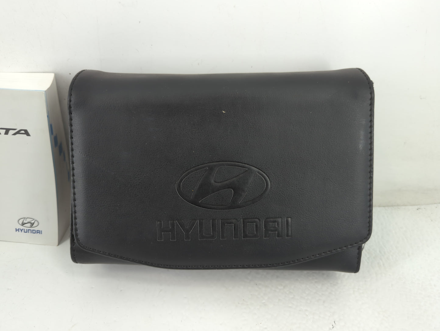 2016 Hyundai Sonata Owners Manual Book Guide P/N:GC10-EU58A OEM Used Auto Parts - Oemusedautoparts1.com