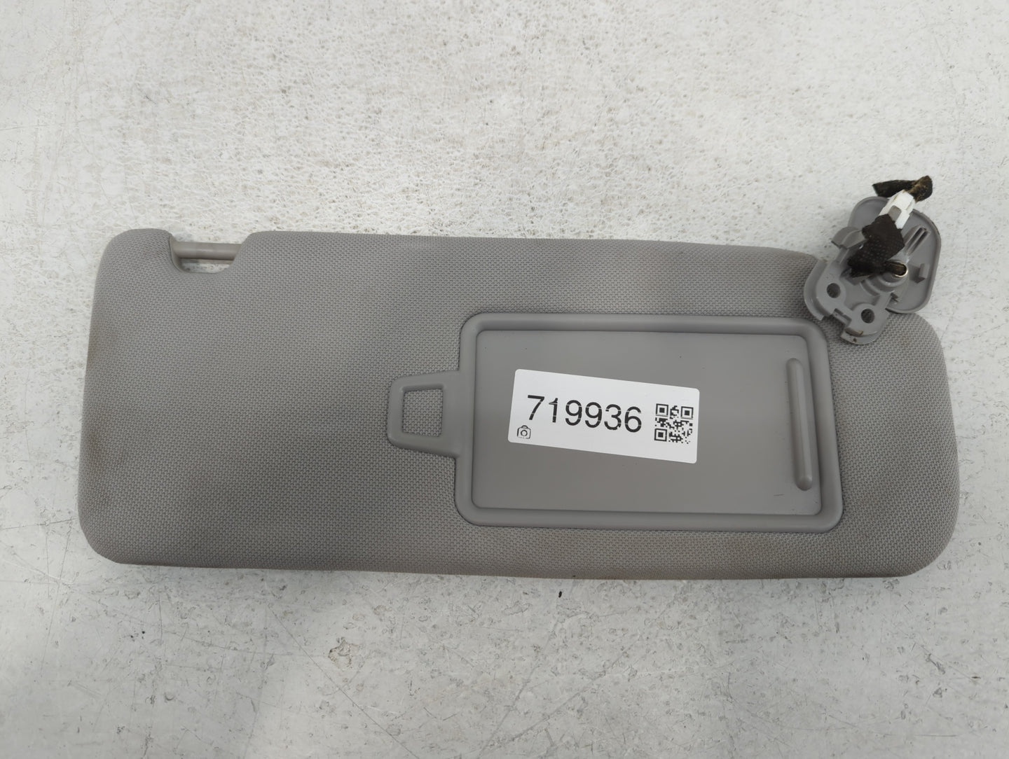 2015-2019 Hyundai Sonata Sun Visor Shade Replacement Passenger Right Mirror Fits Fits 2015 2016 2017 2018 2019 OEM Used Auto