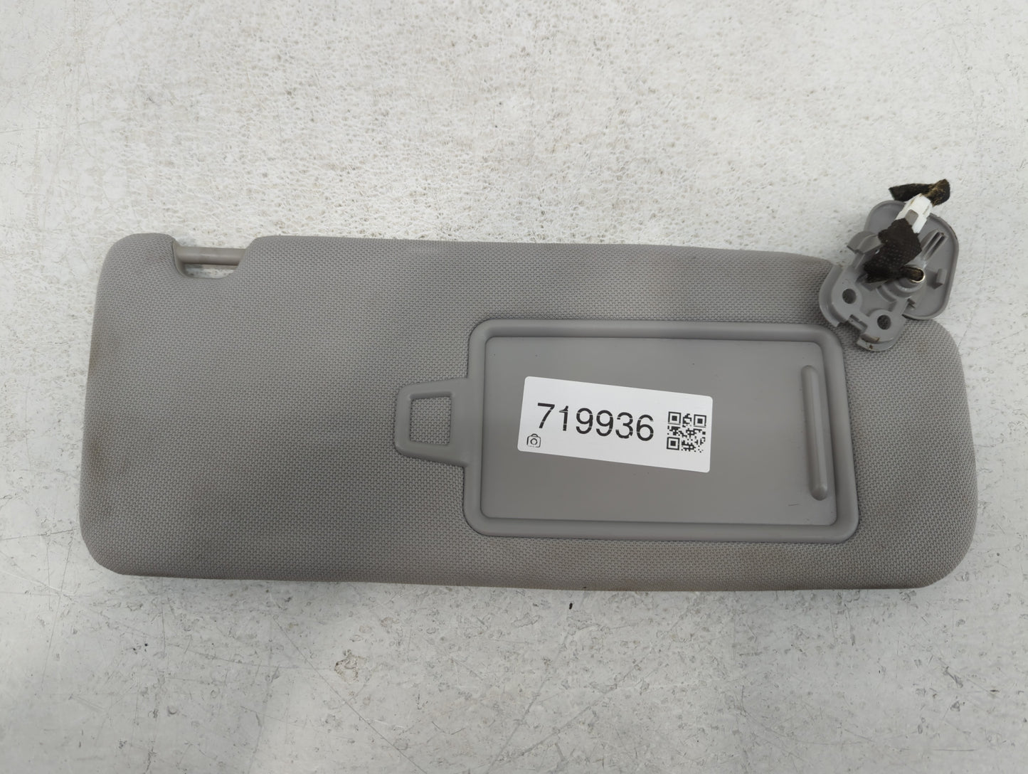 2015-2019 Hyundai Sonata Sun Visor Shade Replacement Passenger Right Mirror Fits Fits 2015 2016 2017 2018 2019 OEM Used Auto