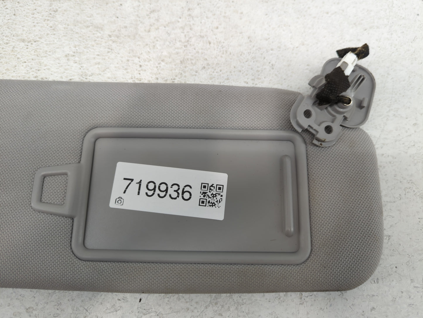 2015-2019 Hyundai Sonata Sun Visor Shade Replacement Passenger Right Mirror Fits Fits 2015 2016 2017 2018 2019 OEM Used Auto