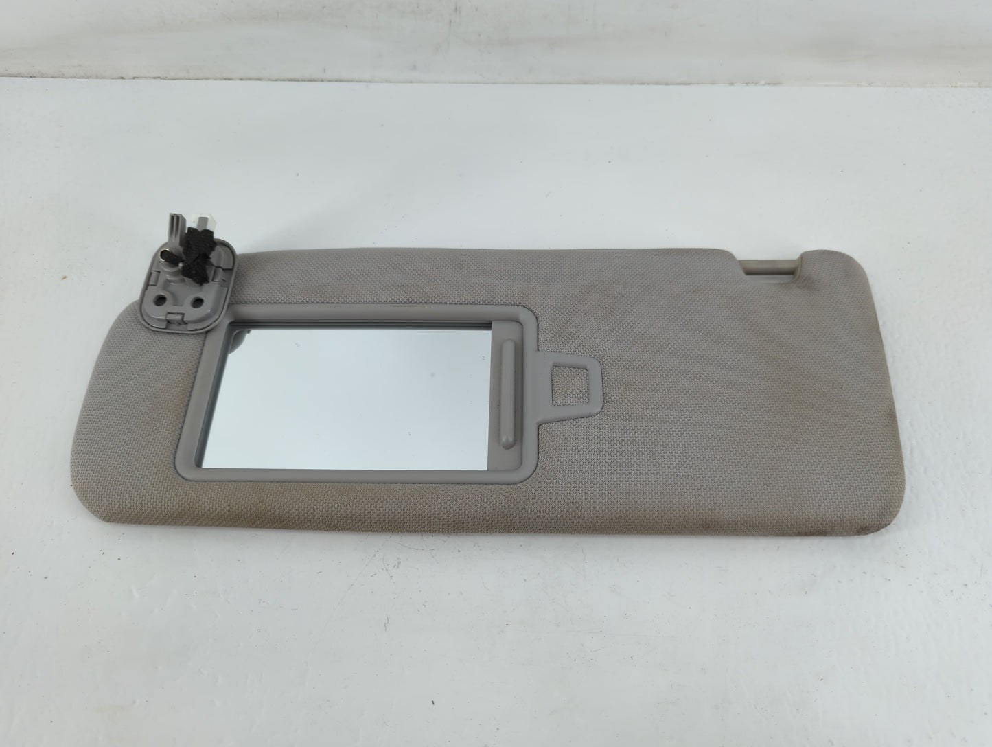 2015-2019 Hyundai Sonata Sun Visor Shade Replacement Driver Left Mirror Fits Fits 2015 2016 2017 2018 2019 OEM Used Auto Par