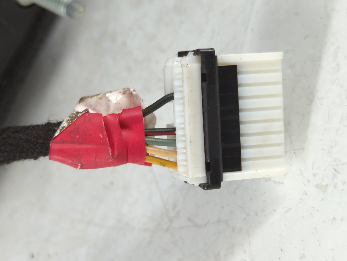 2016 Hyundai Sonata Driver Side View Mirror - Left Door Mirror OEM Used - Oemusedautoparts1.com