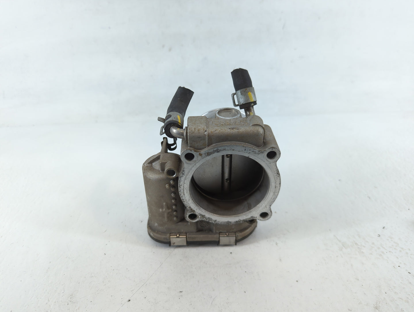 2015-2019 Hyundai Sonata Throttle Body P/N:35100-2G600 Fits Fits 2015 2016 2017 2018 2019 2020 2021 OEM Used Auto Parts - Oe