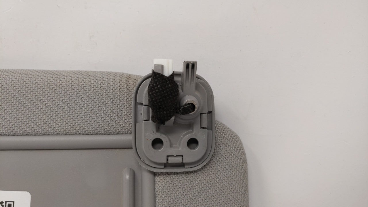 2015-2019 Hyundai Sonata Sun Visor Shade Replacement Passenger Right Mirror Fits Fits 2015 2016 2017 2018 2019 OEM Used Auto