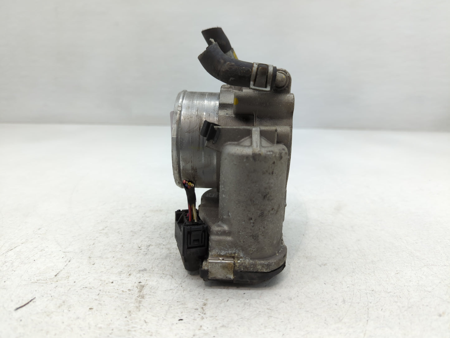 2015-2019 Hyundai Sonata Throttle Body P/N:0 280 750 618 Fits Fits 2015 2016 2017 2018 2019 2020 2021 OEM Used Auto Parts - 